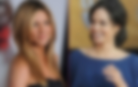 Дженнифер Энистон отказалась лететь одним рейсом с Анджелиной Джоли