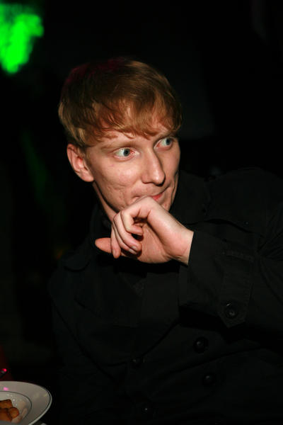 " "  4-  "TOPHIT.RU"