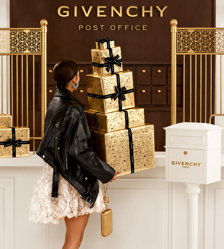 Рекламный кадр коллекции Givenchy Post Office с праздничными подарками — Рождество 2026