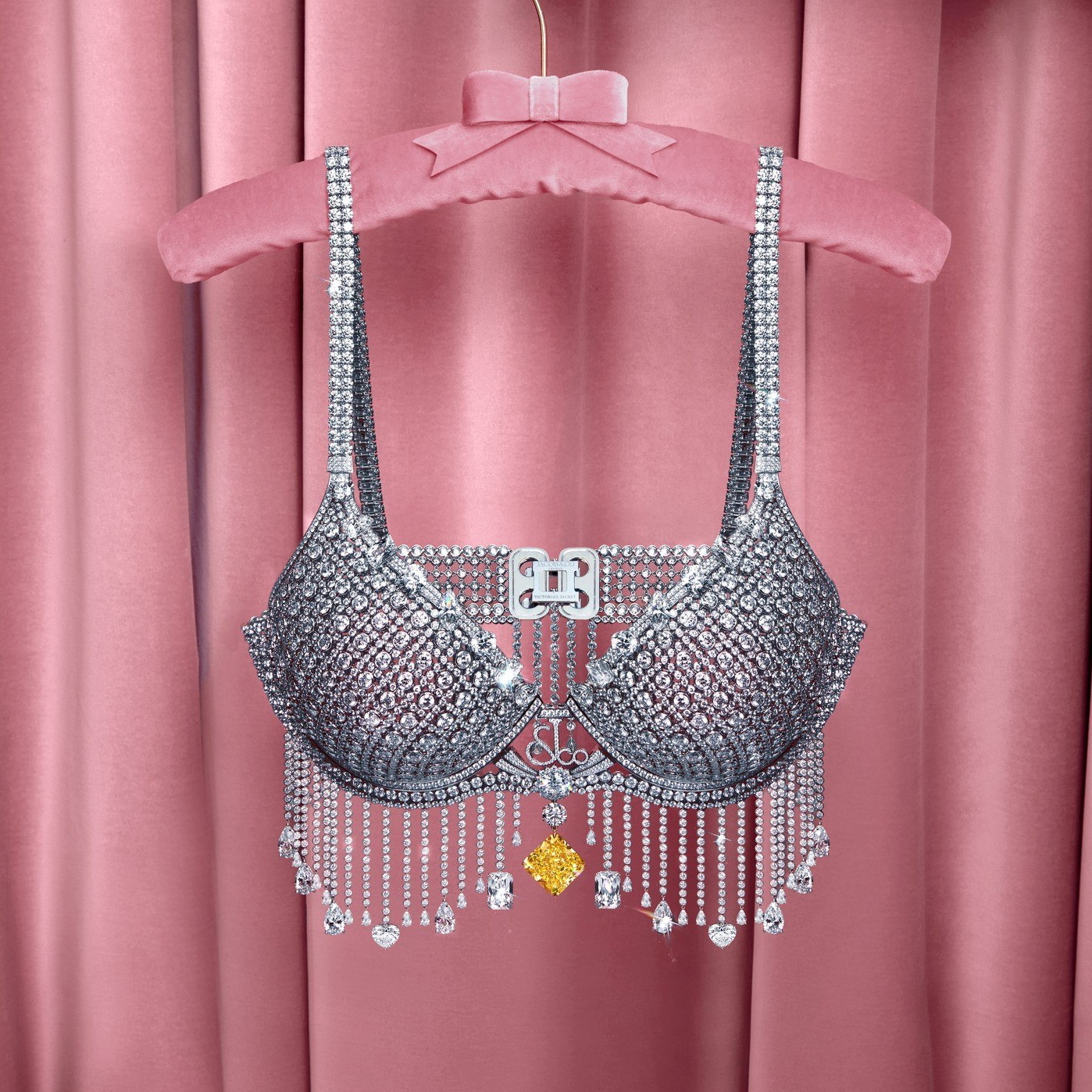 Fantasy Bra за 50 млн долларов решили продать