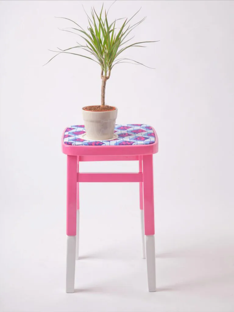 стулья Йинка Илори