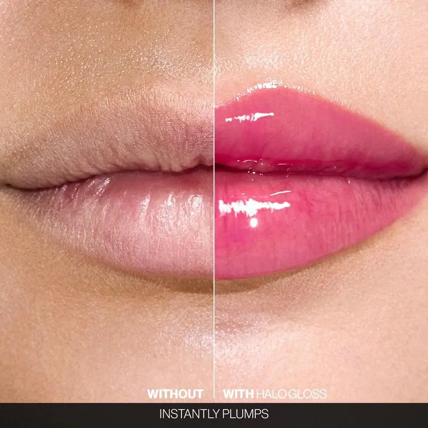 Ярко-розовый тюбик Smashbox O-Gloss на фоне мазка блеска